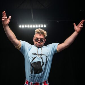 Adults T-Shirt "UNDER CONSTRUCTION" - Image 2