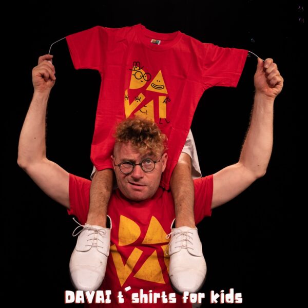 Kids T-Shirt "Davaichik"